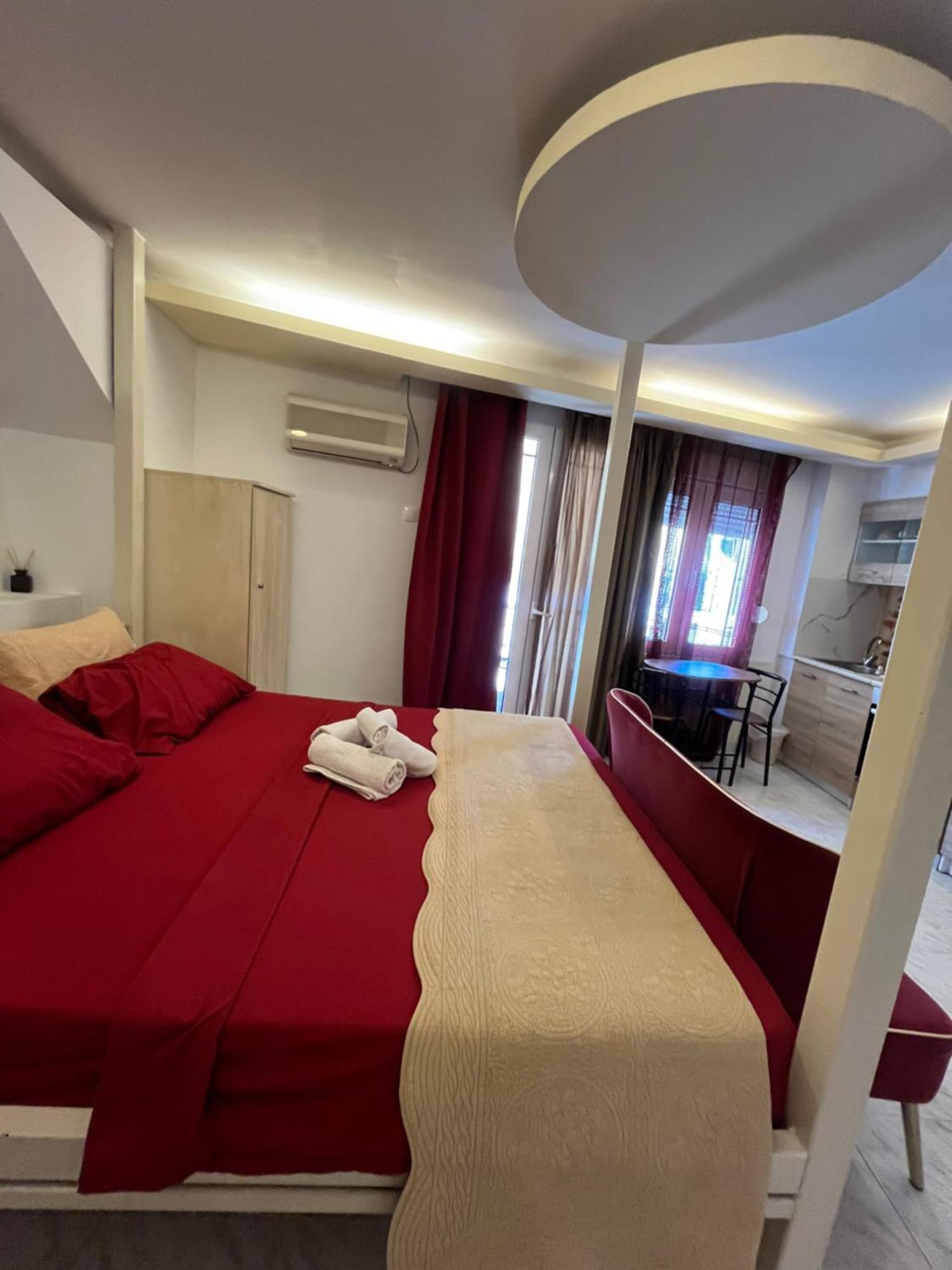 Papyrus City Centre Apartments 伊拉克利翁 外观 照片